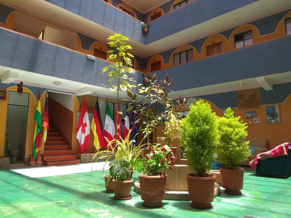 Hotel Utama Copacabana  Exterior foto